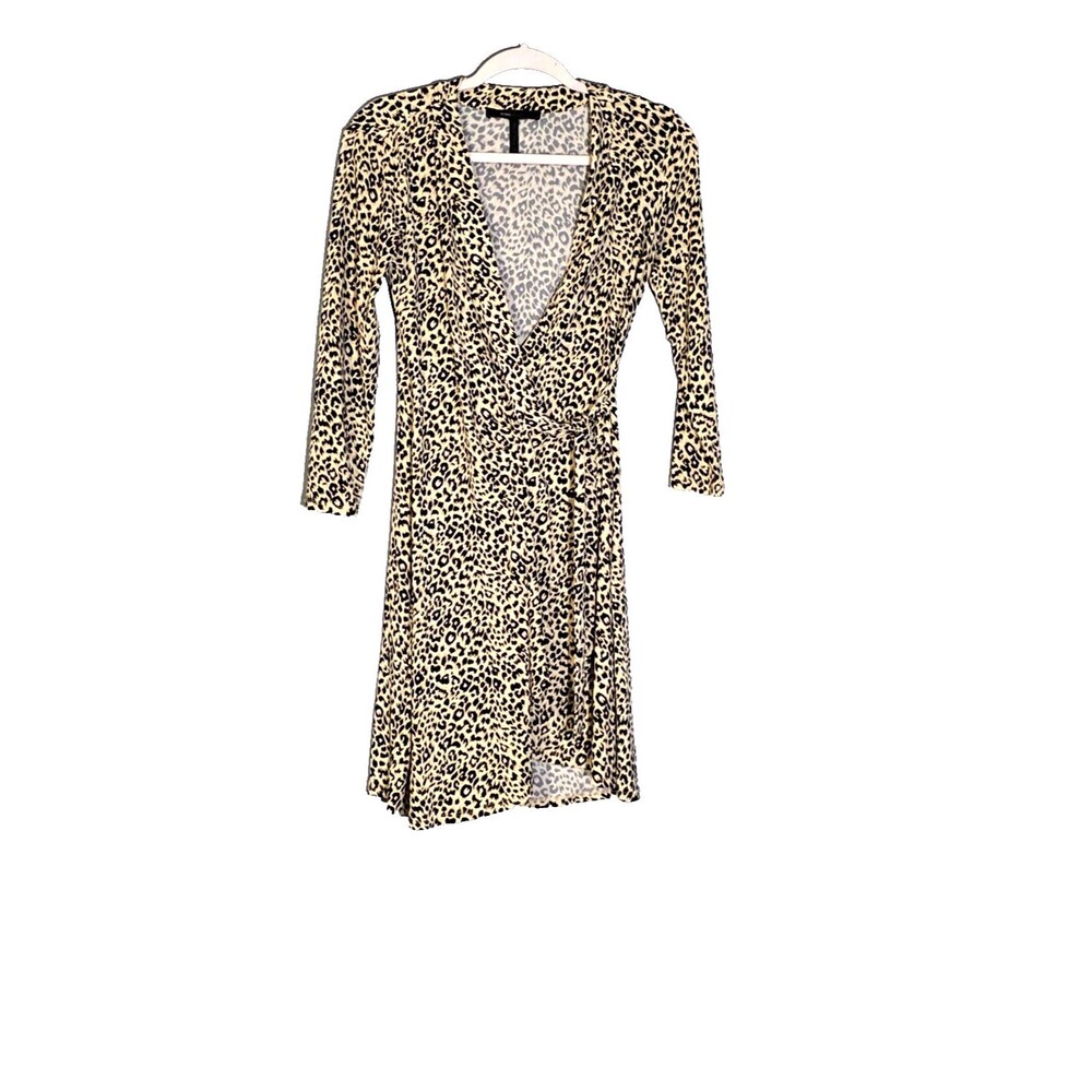 bcbg maxazria Wrap Leopard dress sz Xs